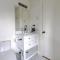 Historical Building 1br 1ba Walk To Rogers Place - Edmonton