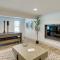 Walk to Cedar Creek Reservoir Spacious Kemp Home - Kemp