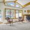 Cedarbrook Queen Suite 203