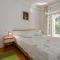 Apartments with parking space Porec - 2216