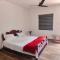 Sunshine Service Villa