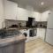 3 Bedroom New House with Wi-Fi Sleep 5 By Home Away From Home - 莱姆河下游的纽卡尔斯