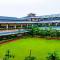 Mayfair Oasis Resort & Convention