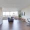 Elegance in Crystal City - Amazing Apartment with gym - 阿林顿