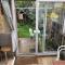 Cosy hideaway with garden sauna in Cambridge