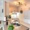 Elegant Apartment - View on Lake Tremblant & Mountain - 蒙特朗布朗