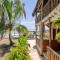 Shanuo Beach Bungalows