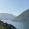 Incanto Nesso Parking and Lake View