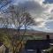 Cosy Cottage, 5 miles from Snowdon Base Camp with Log Burner and Mountain Views - Caernarfon