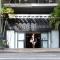 VIVE Hotel Waikiki