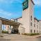 Quality Inn & Suites Roanoke - Fort Worth North