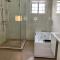 Urban Retreat Luxury Shortlet Apartment Lekki ajah Lagos with pool and gym