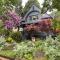 Cozy PDX Hideout, Ideal Location