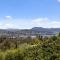 The View 2 bed unit with stunning Hobart outlook - Hobart