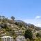 The View 2 bed unit with stunning Hobart outlook