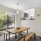 The View 2 bed unit with stunning Hobart outlook - Hobart
