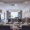6 Bedroom Tropical Oasis with Pool & Jacuzzi V6