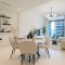 HiGuests - Emaar Beachfront Haven with Majestic Marina Views - Dubaj