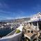 Home2Book Fantastic 160m2 Terrace Flat & BBQ