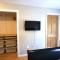 Two DC Rowhouses Large Groups Sleeps 21 - Washington