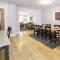 Two DC Rowhouses Large Groups Sleeps 21 - Washington