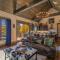 Dreamweaver at Eagles Nest - بانير إلك