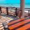 Iate Plaza Flat 613