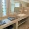 765 Breezebay suites