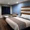 Americas Best Value Inn & Suites-Alvin/Houston