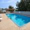 CD7, Sandfiddler Lodge- Oceanside, Private Pool, Hot Tub, Community Pool