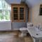 Spacious stone cottage w/ extensive private garden - Bolton