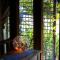 The Nest - Thatched seaside country cottage for two