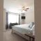Texas Roots: King Beds and Modern Comfort