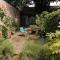 3 Bed Ground Floor Flat - London