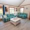 KH529, Sea Turtle Sunrise- Oceanside, Private Pool, Hot Tub, MIL Suite