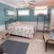 KH529, Sea Turtle Sunrise- Oceanside, Private Pool, Hot Tub, MIL Suite