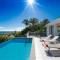 Private Orient Bay Villa with Spectacular Views - 东方湾