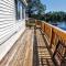 Tranquil 4br lakefront home with wrap around deck - Warner