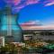 New Boutique 1 Bdrm Close To Beach & Casino #211