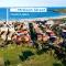 Stunning beachside 2 bedroom by EdgeTrip