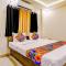 FabHotel Royal Inn NS - Taluka