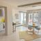 Groovy Caparica Gem with Large Sunny Terrace - 卡帕里卡海岸