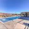 NEW Townhome - Private Hot Tub, Fire Pit & Pool at Quiet Vida-Sol Community