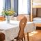 Rieplhof - Relaxing farm stay with breakfast and mountain view