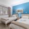 Luxury Beach Escape Sleeps 4 - Ocean View - Spa - Pool - Gym - Back Up Power - 开普敦