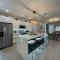 EDEN in Miami - Pool Spa w/ Theater Room Pool House - Miami