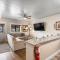 The Yellowstone Hideaway Unit A