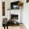 Hey Little Joe - Cosy Retreat with Mountain Views