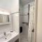 Magnifique appartement en front de mer avec parking et Wi-Fi à Granville - FR-1-361-516