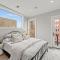 Luxury DC Penthouse w/ Private Rooftop! (Chapin 4) - Washington